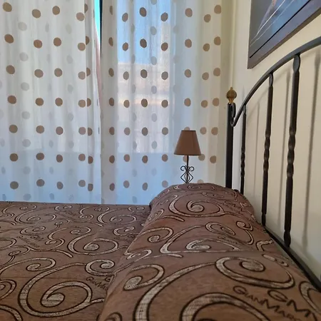 Apartment Bordonaro Baron'S - Appartamento Del Barone 1 *