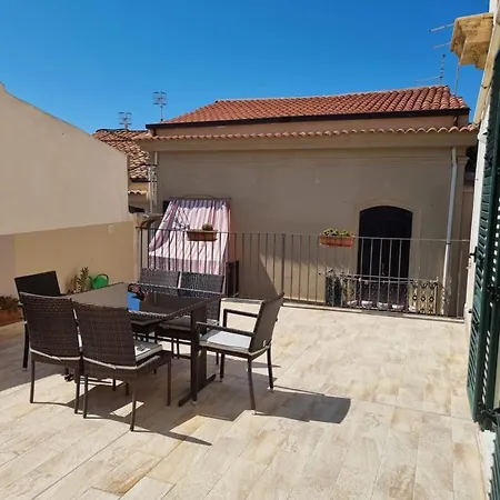 Bordonaro Baron'S - Appartamento Del Barone 1 Cefalu